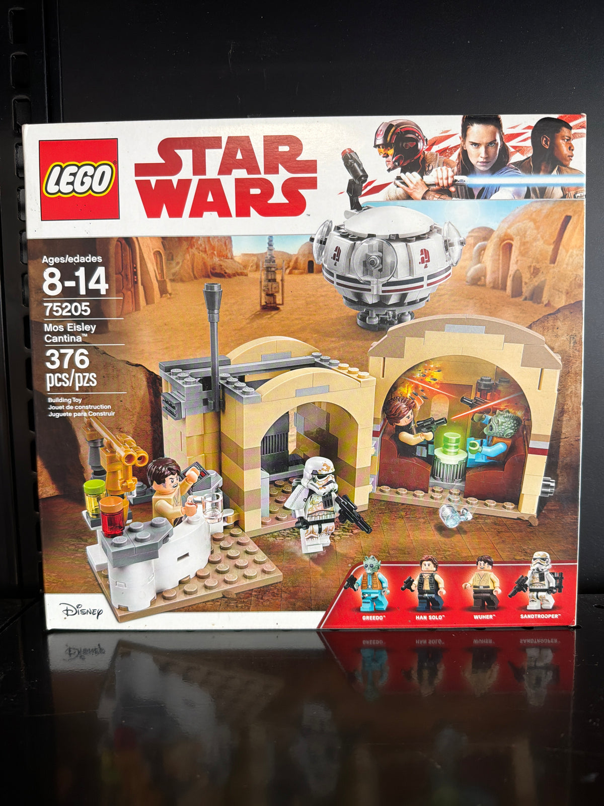 Mos Eisley Cantina
