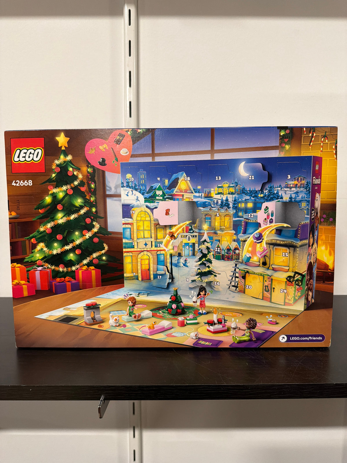 Advent Calendar 2025, Friends