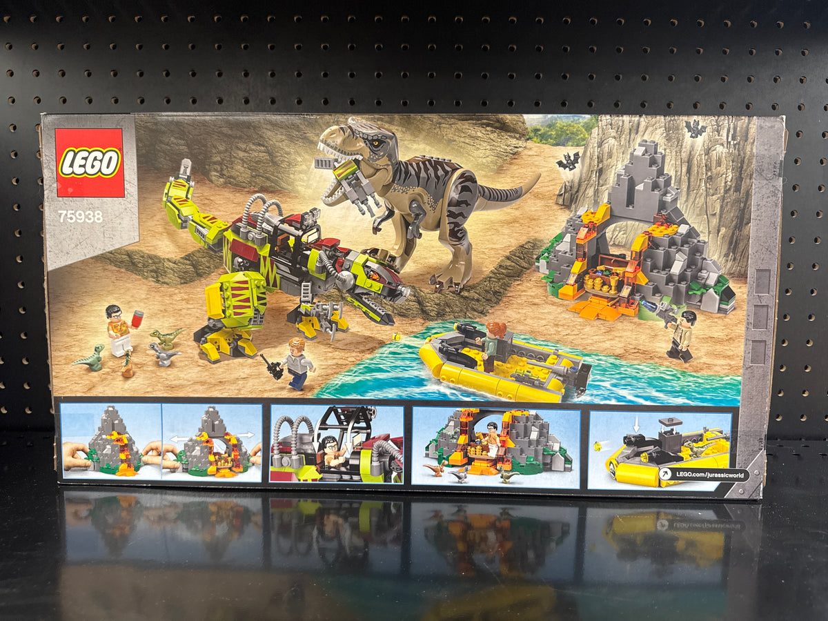 T. rex vs Dino-Mech Battle