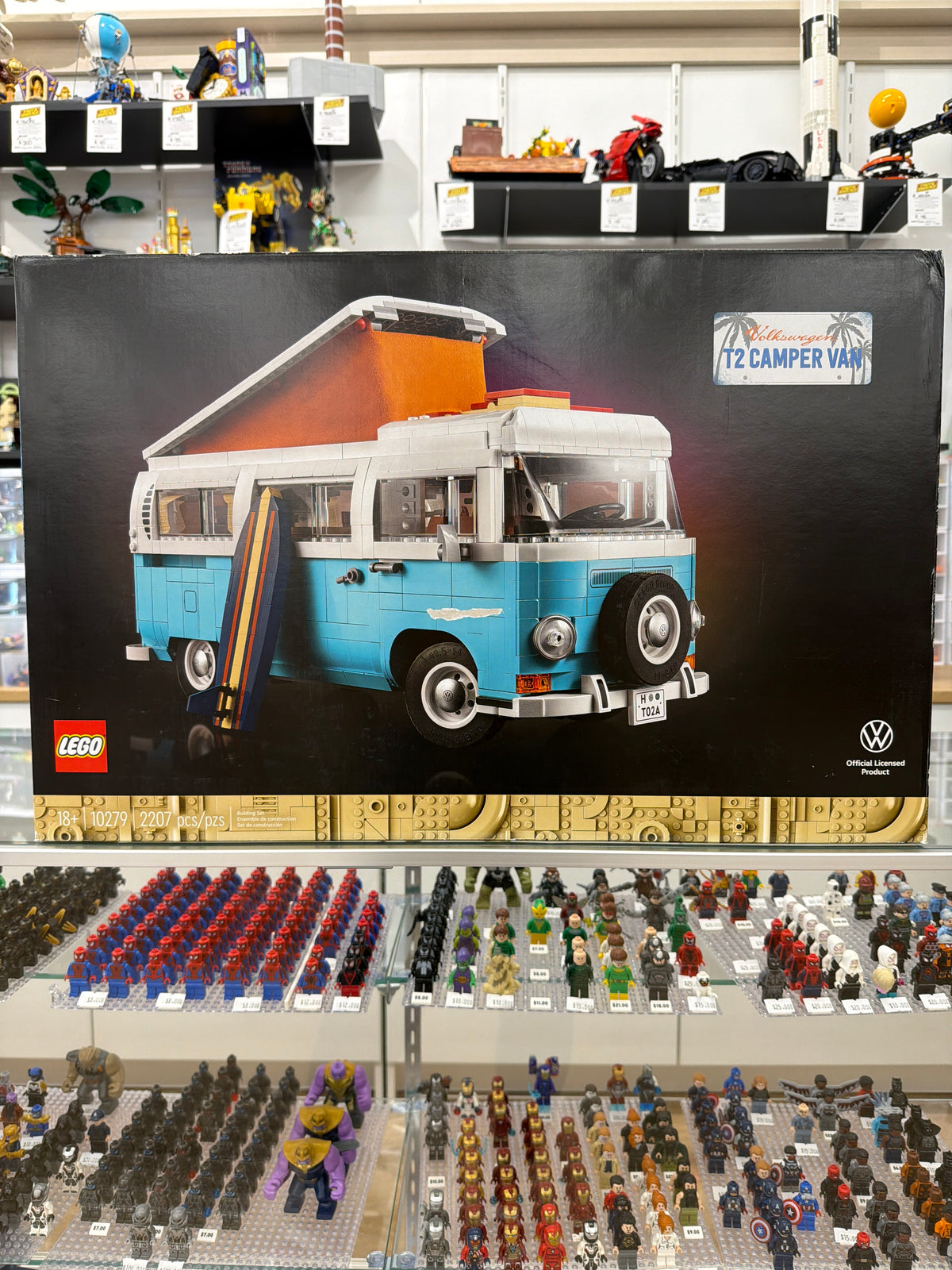 Volkswagen T2 Camper Van {VW Bus}