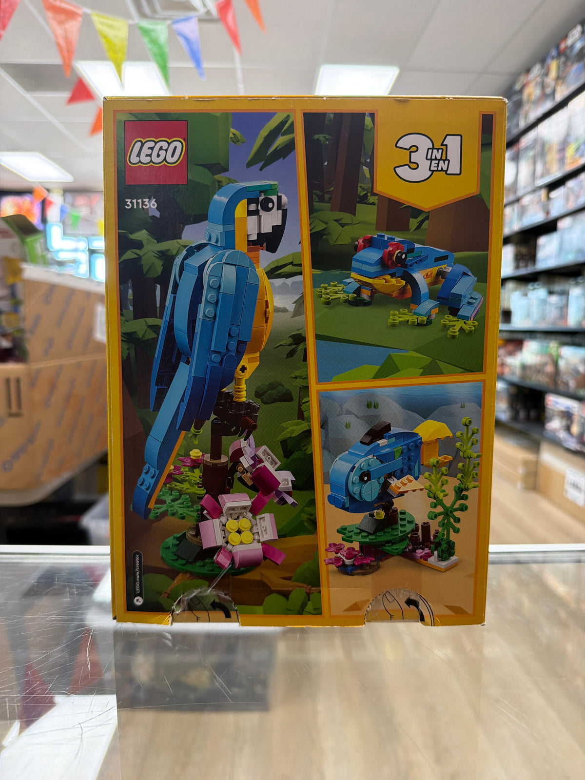 Exotic Parrot (CERTIFIED SET)