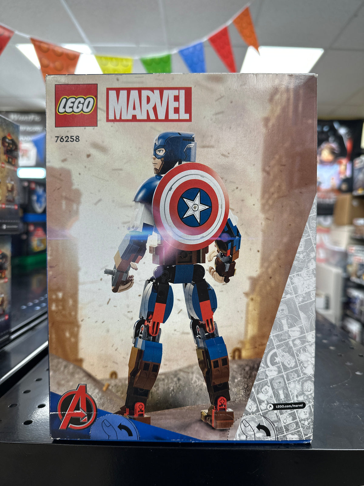 Captain America Construction Figure