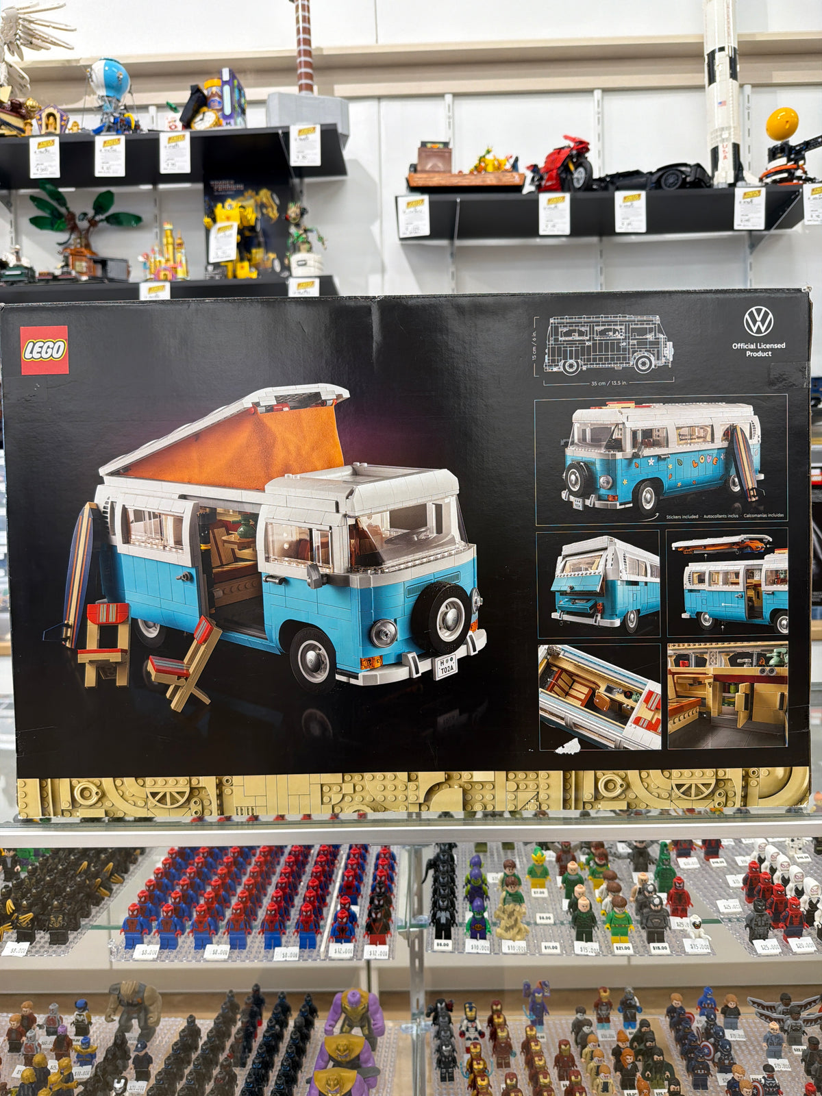 Volkswagen T2 Camper Van {VW Bus}