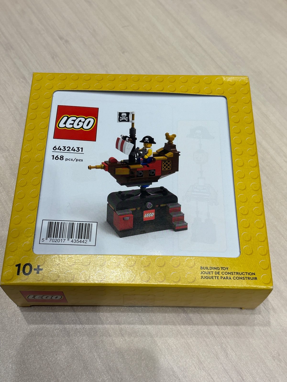 Pirate Adventure Ride {International Yellow Box Release}