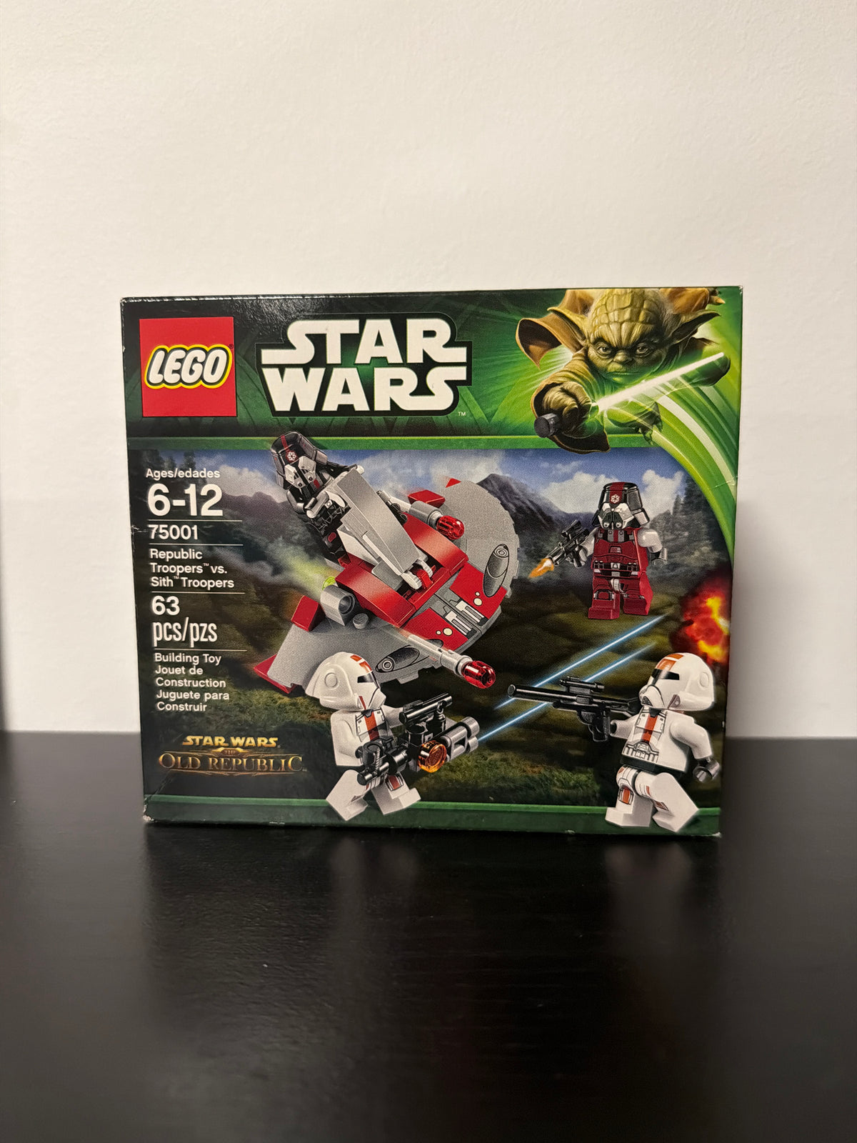 Republic Troopers vs. Sith Troopers
