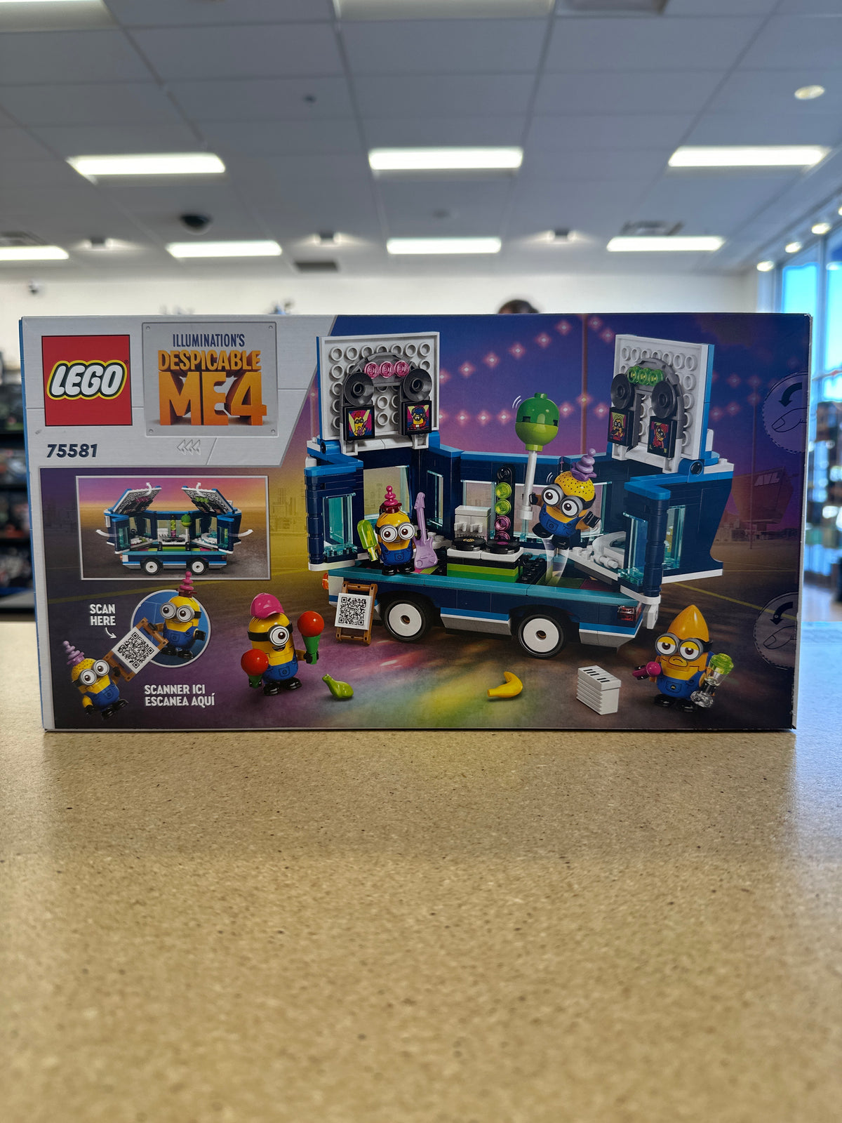 Minions' Music Party Bus