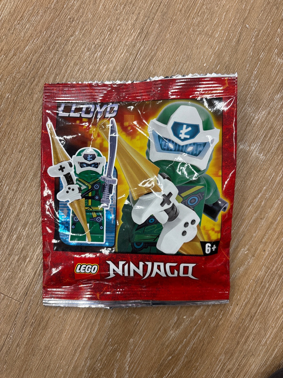 Digi Lloyd foil pack