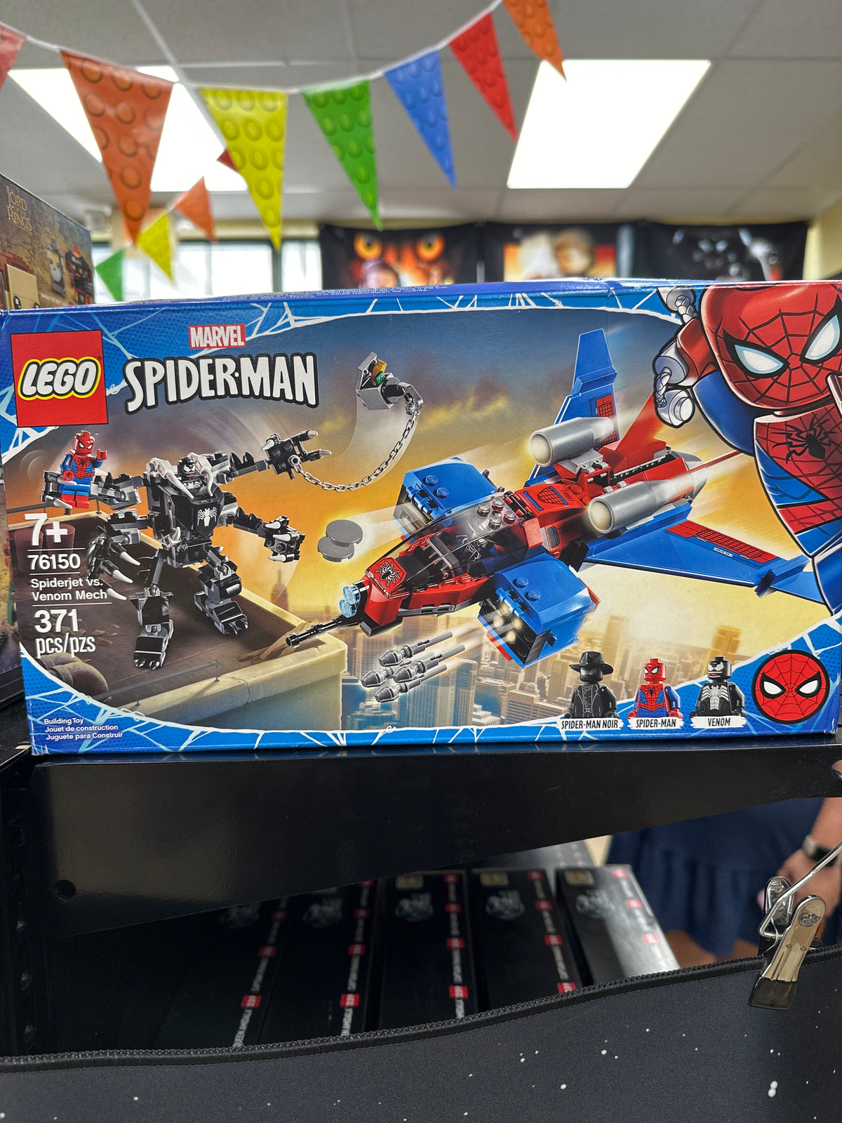 Spiderjet vs. Venom Mech