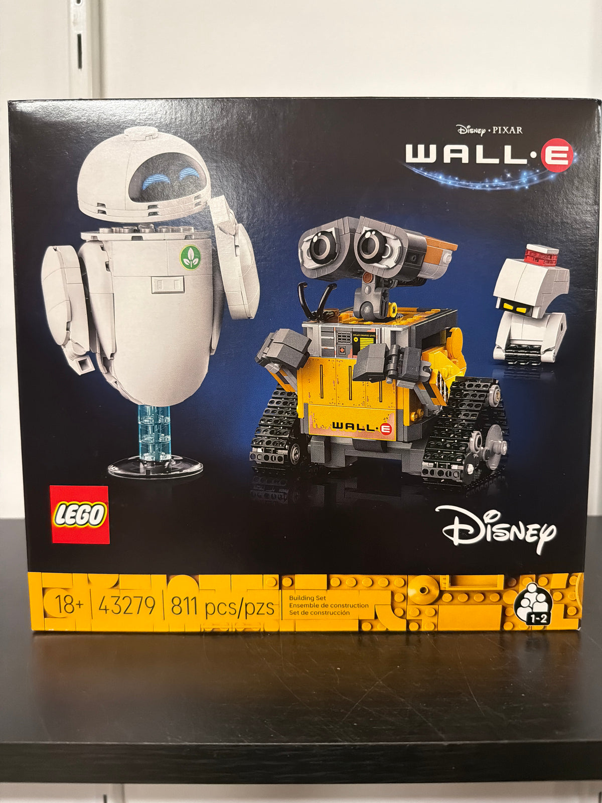 WALL-E and EVE