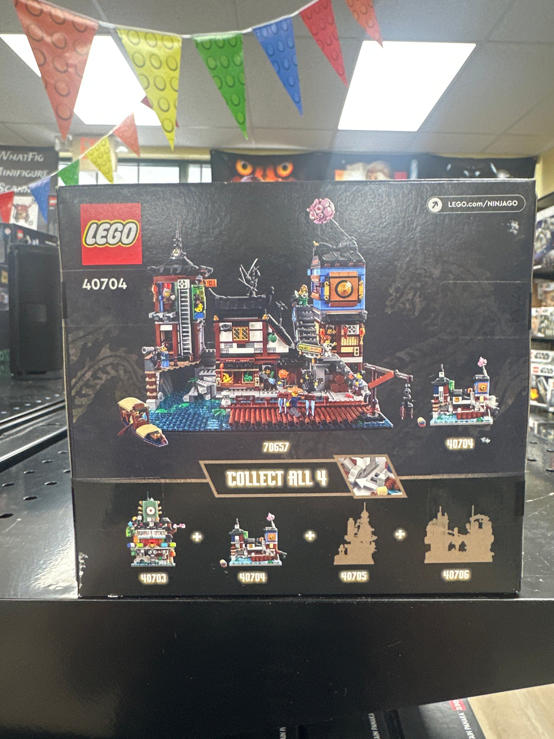 Micro NINJAGO Docks