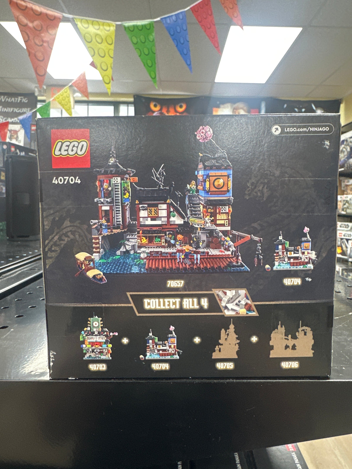 Micro NINJAGO Docks