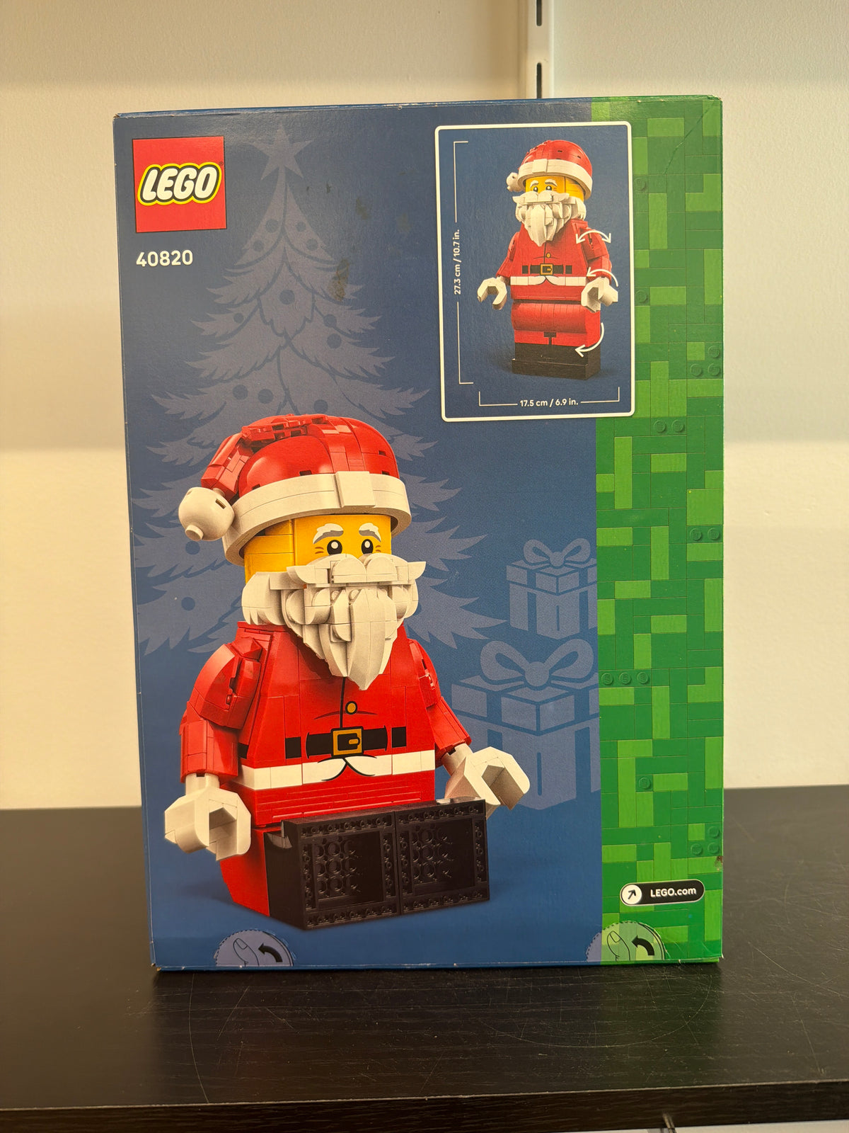 Up-Scaled Santa Minifigure
