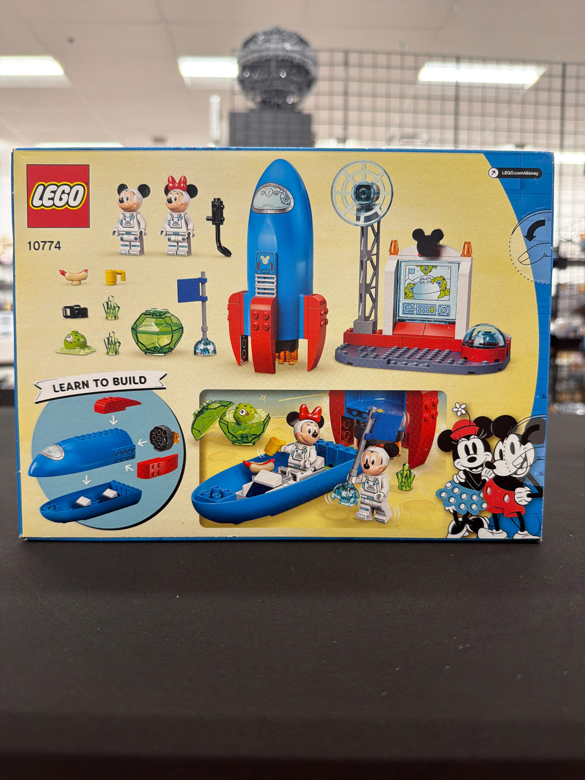 Mickey Mouse & Minnie Mouse's Space Rocket