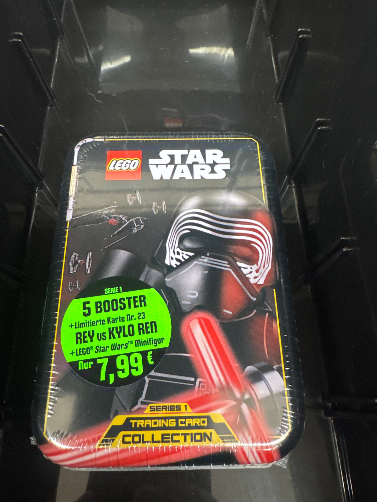 Trading Card Tin - Kylo