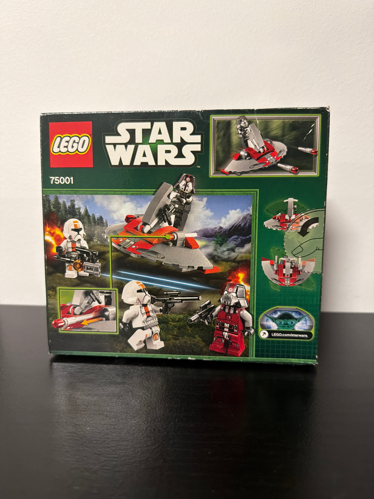 Republic Troopers vs. Sith Troopers