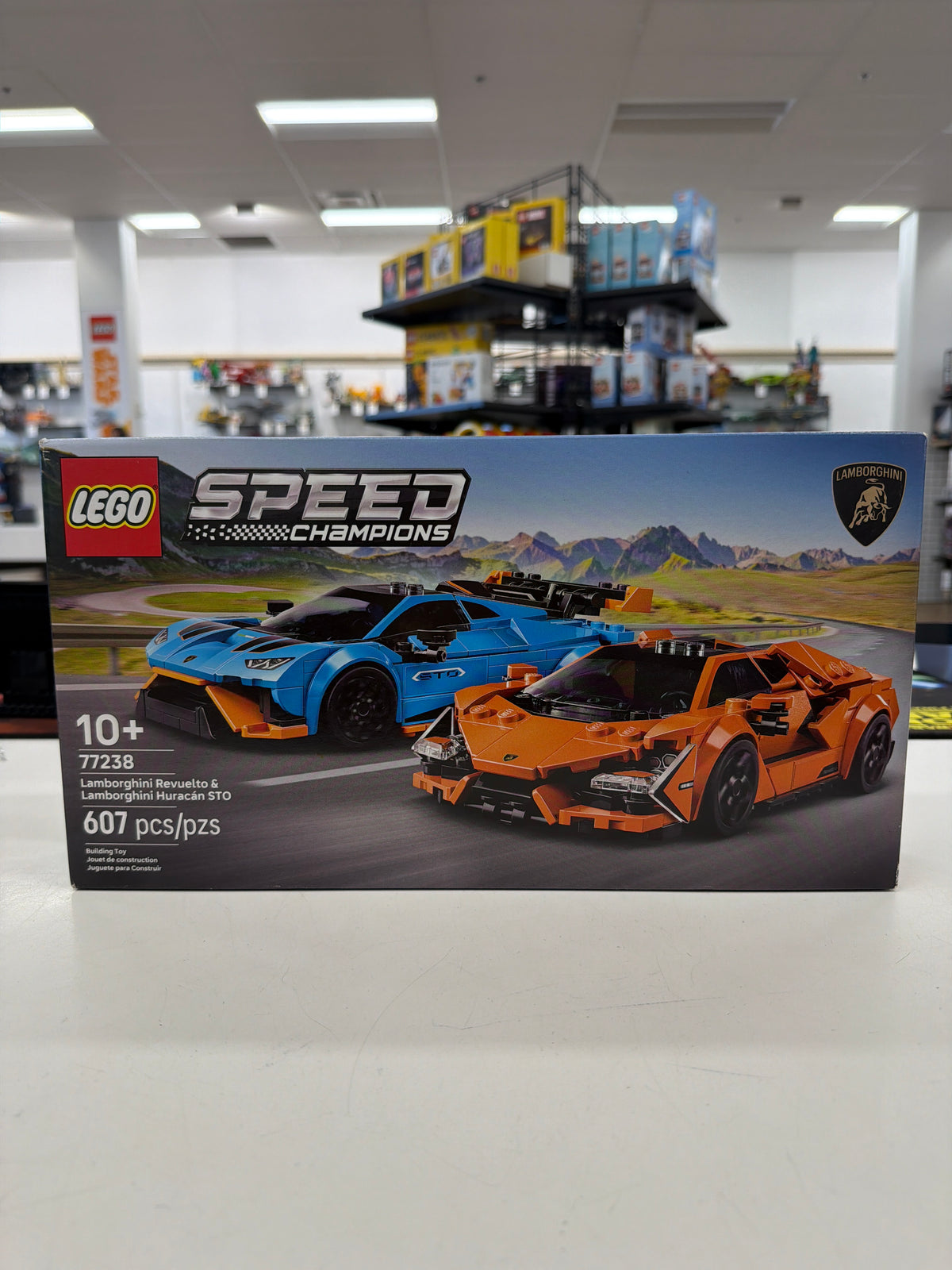 Lamborghini Revuelto & Lamborghini Huracán STO