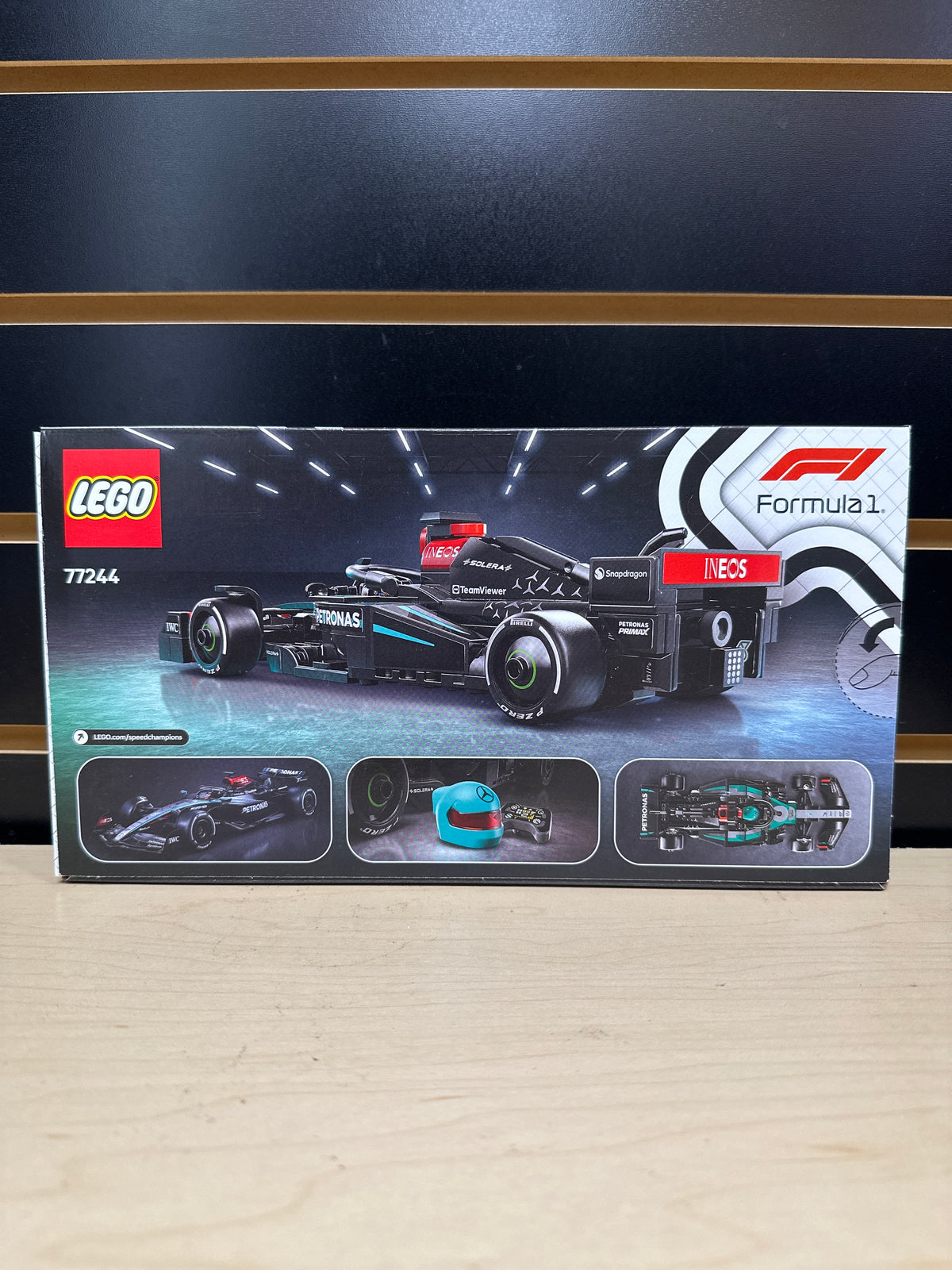 Mercedes-AMG PETRONAS F1 Team W15 E Performance