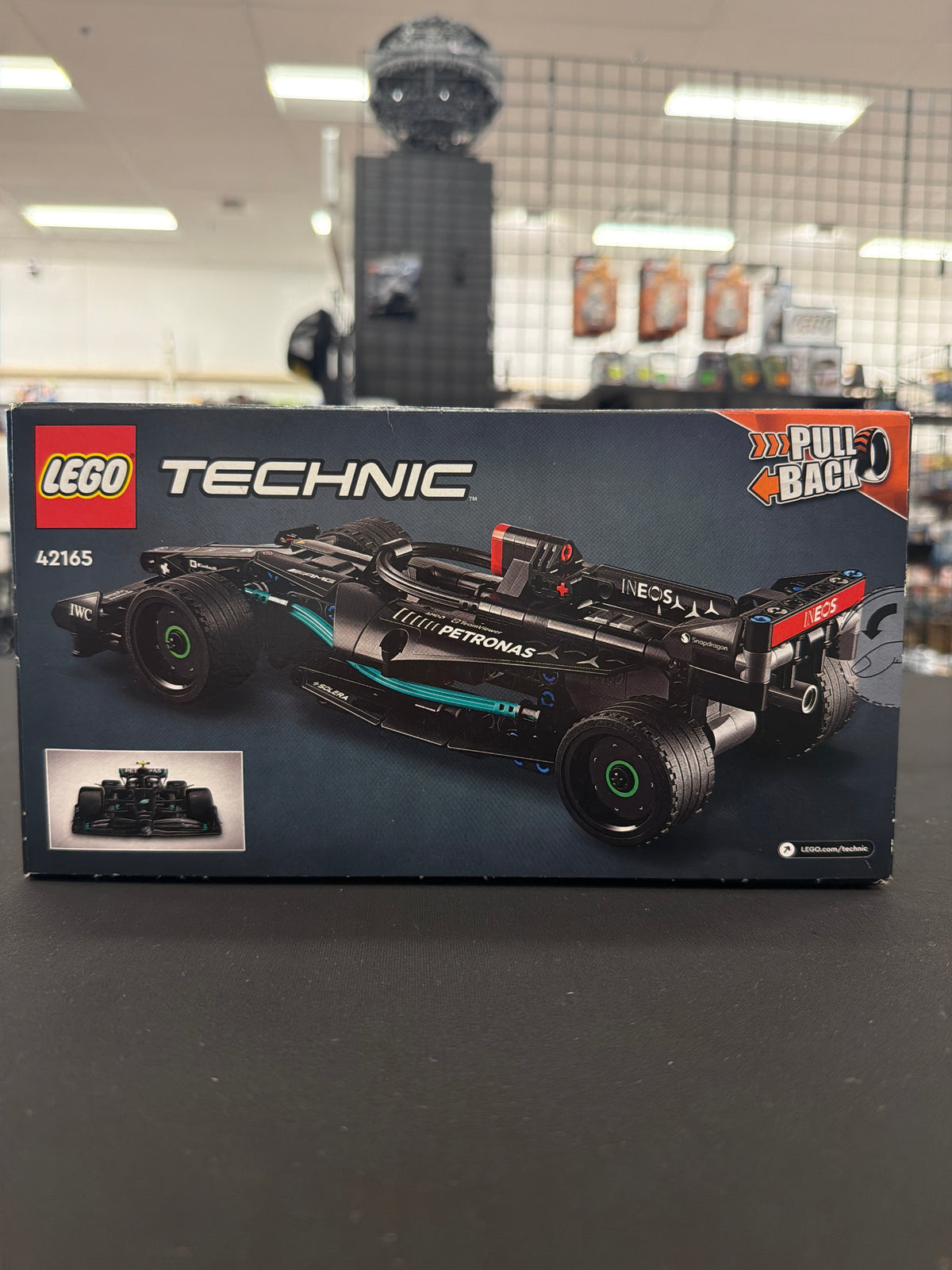 Mercedes-AMG F1 W14 Pull-Back