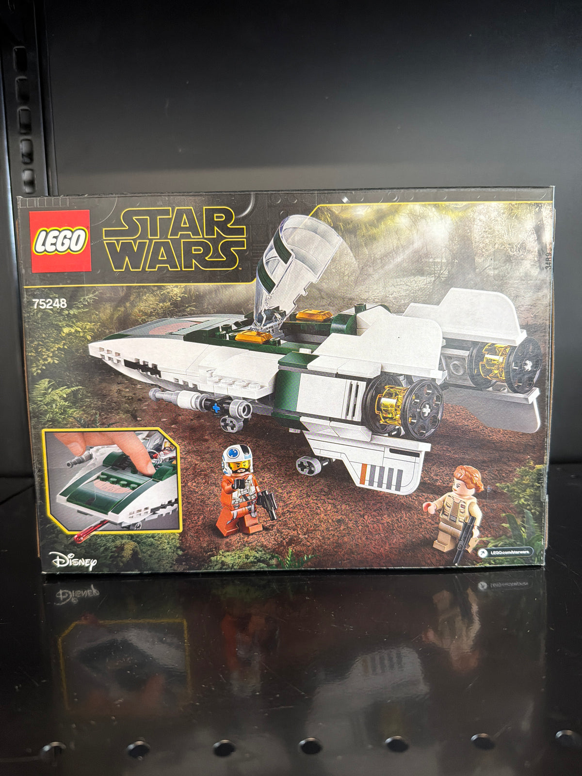Resistance A-Wing Starfighter