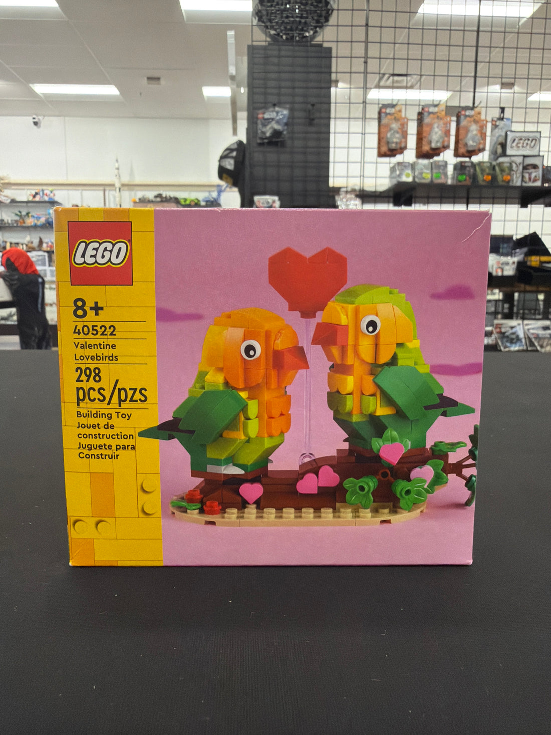 Valentine Lovebirds
