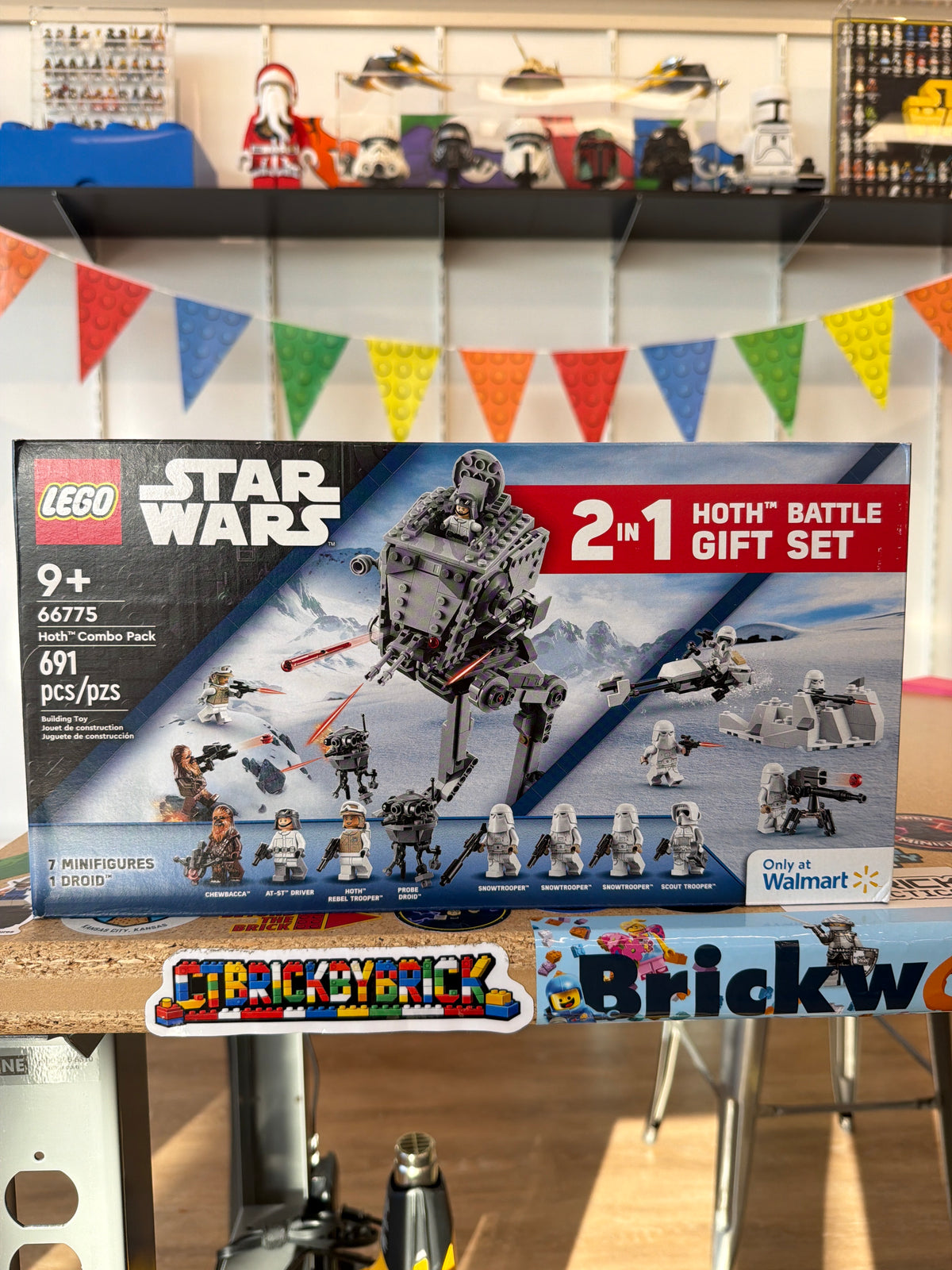 Star Wars Bundle Pack, 2 in 1 Hoth Battle Gift Set (Sets 75320 and 75322) - Hoth Combo Pack