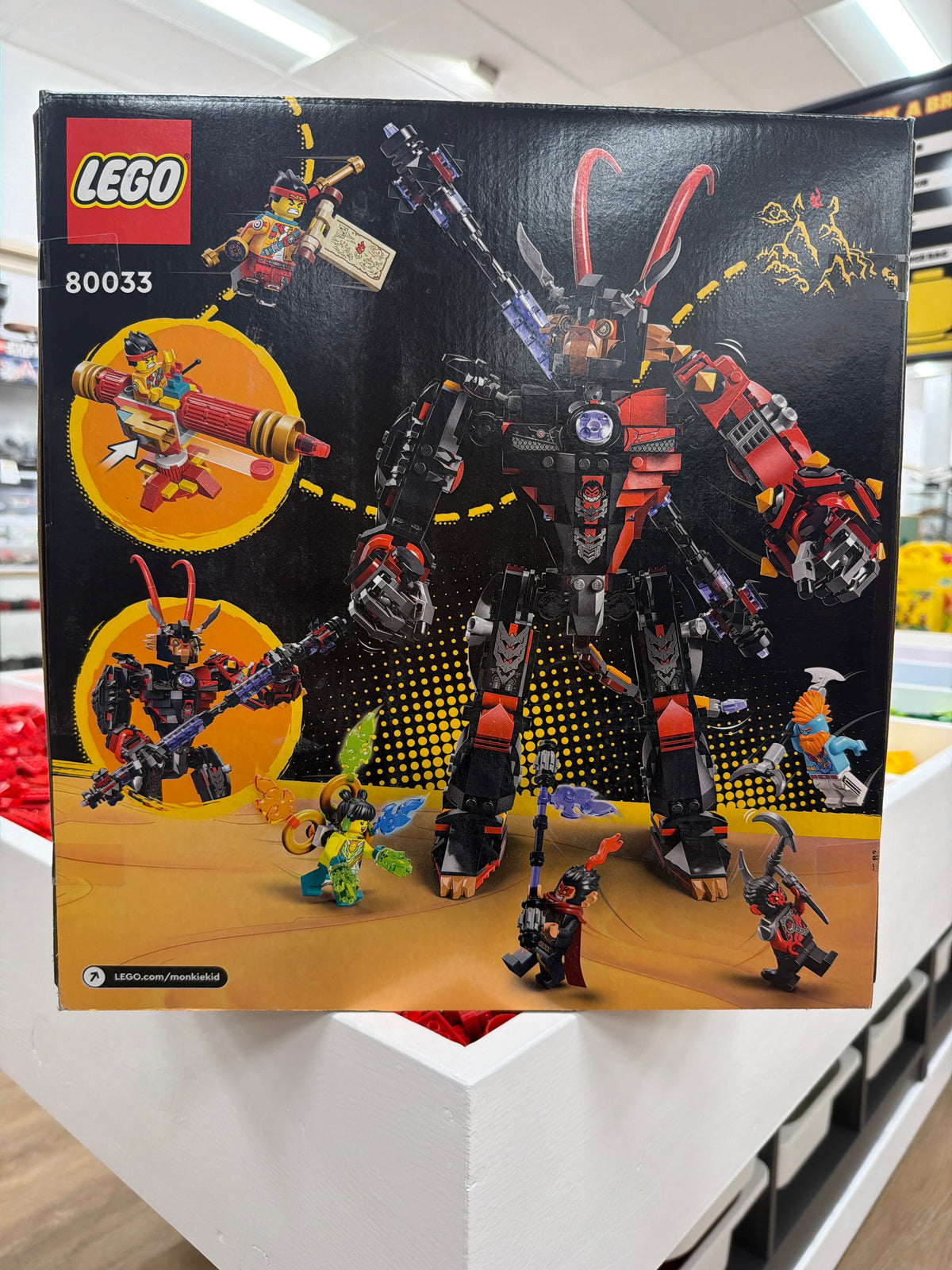 Evil Macaque’s Mech