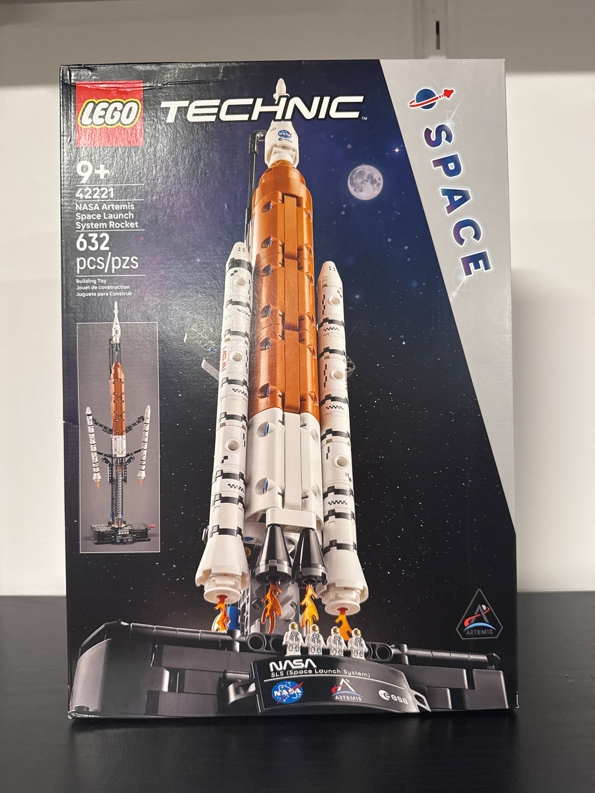 NASA Artemis Space Launch System Rocket